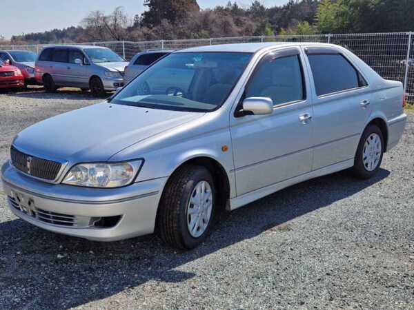 TOYOTA VISTA