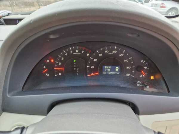 TOYOTA CAMRY