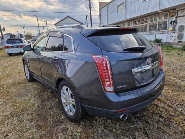 CADILLAC SRX
