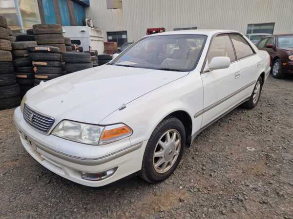 TOYOTA MARK II