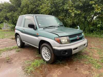 MITSUBISHI PAJERO IO