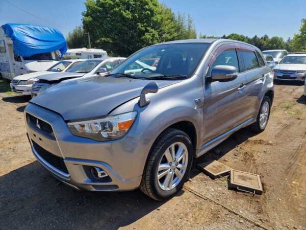 MITSUBISHI RVR