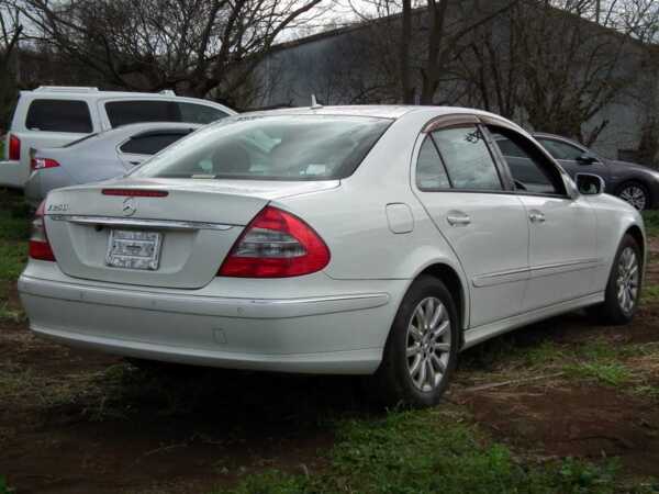MERCEDES-BENZ E-CLASS