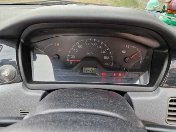 MITSUBISHI LANCER