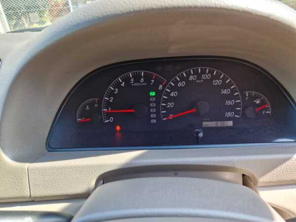 TOYOTA CAMRY