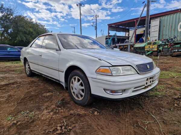 TOYOTA MARK II