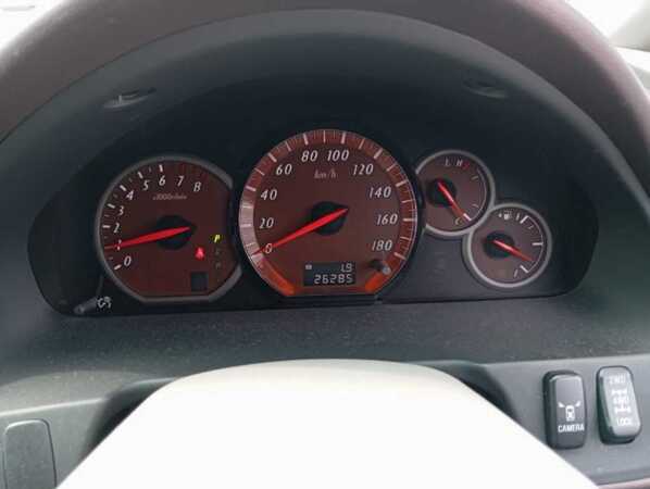 MITSUBISHI GRANDIS