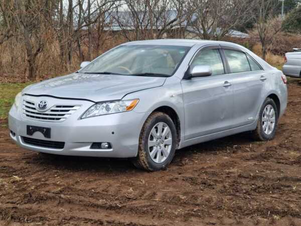 TOYOTA CAMRY