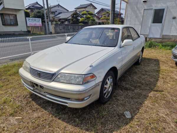 TOYOTA MARK II