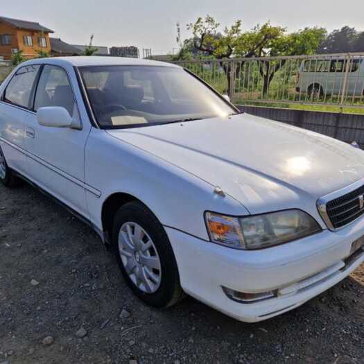 TOYOTA CRESTA