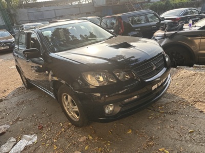 MITSUBISHI AIRTREK