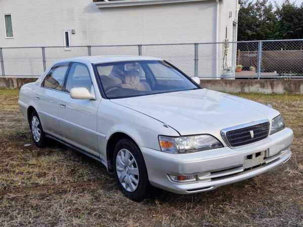 TOYOTA CRESTA