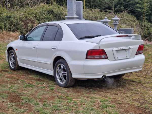 MITSUBISHI GALANT