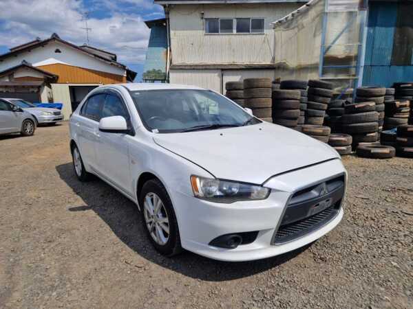 MITSUBISHI GALANT FORTIS