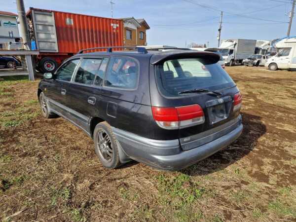 TOYOTA CALDINA