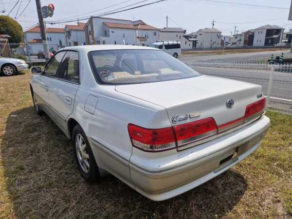 TOYOTA MARK II