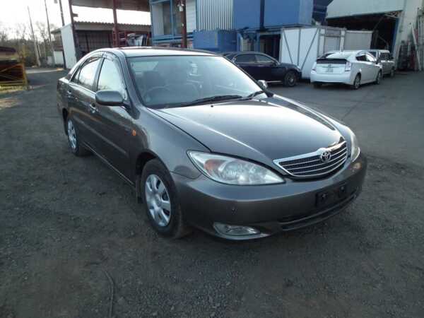 TOYOTA CAMRY