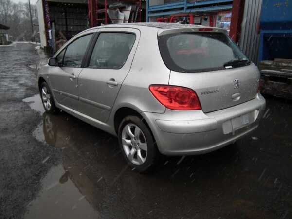PEUGEOT 307