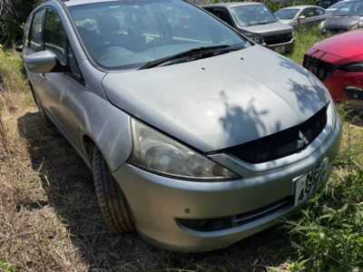 MITSUBISHI GRANDIS