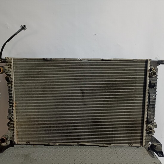 Радиатор охлаждения двс