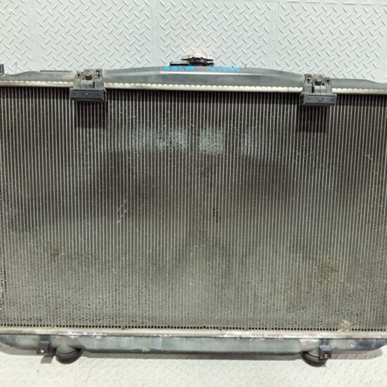 Радиатор охлаждения двс