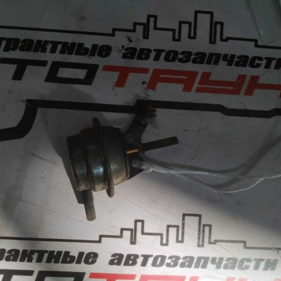 Клапан изменения геометрии впускного коллектора