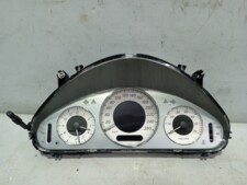 Щиток приборов