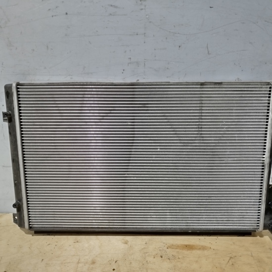 Радиатор охлаждения двс