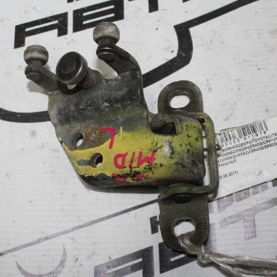 Ролик двери