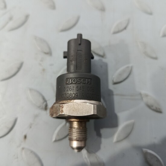 Датчик давления топлива