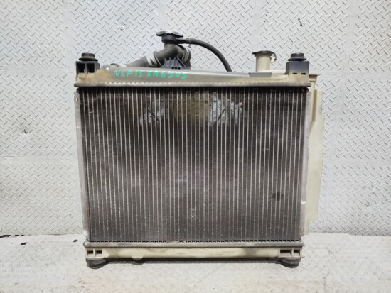 Радиатор охлаждения двс