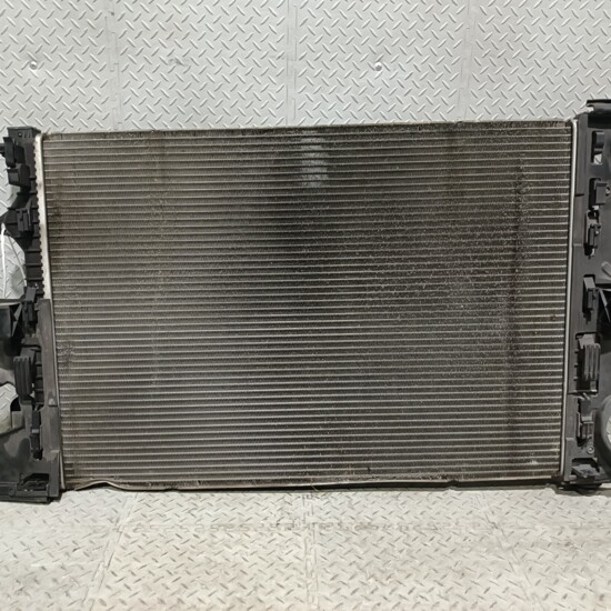 Радиатор охлаждения двс