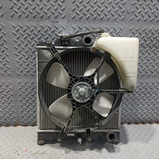 Радиатор охлаждения двс