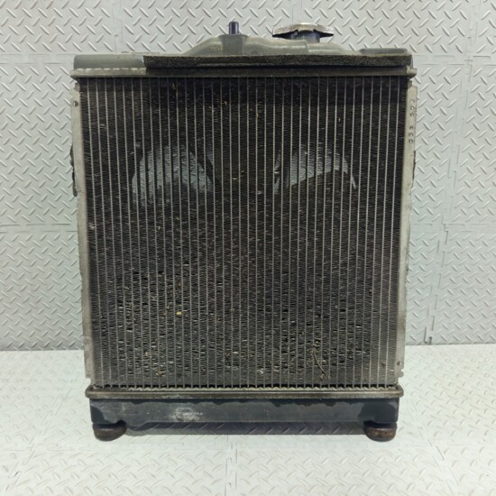 Радиатор охлаждения двс