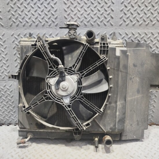 Радиатор охлаждения двс