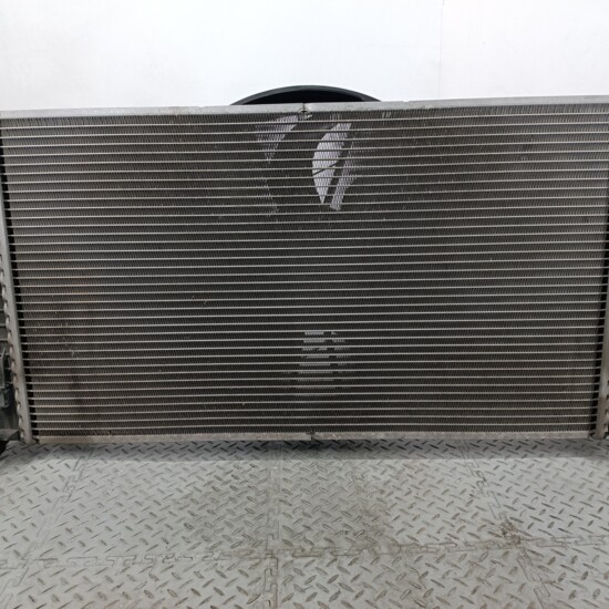 Радиатор охлаждения двс