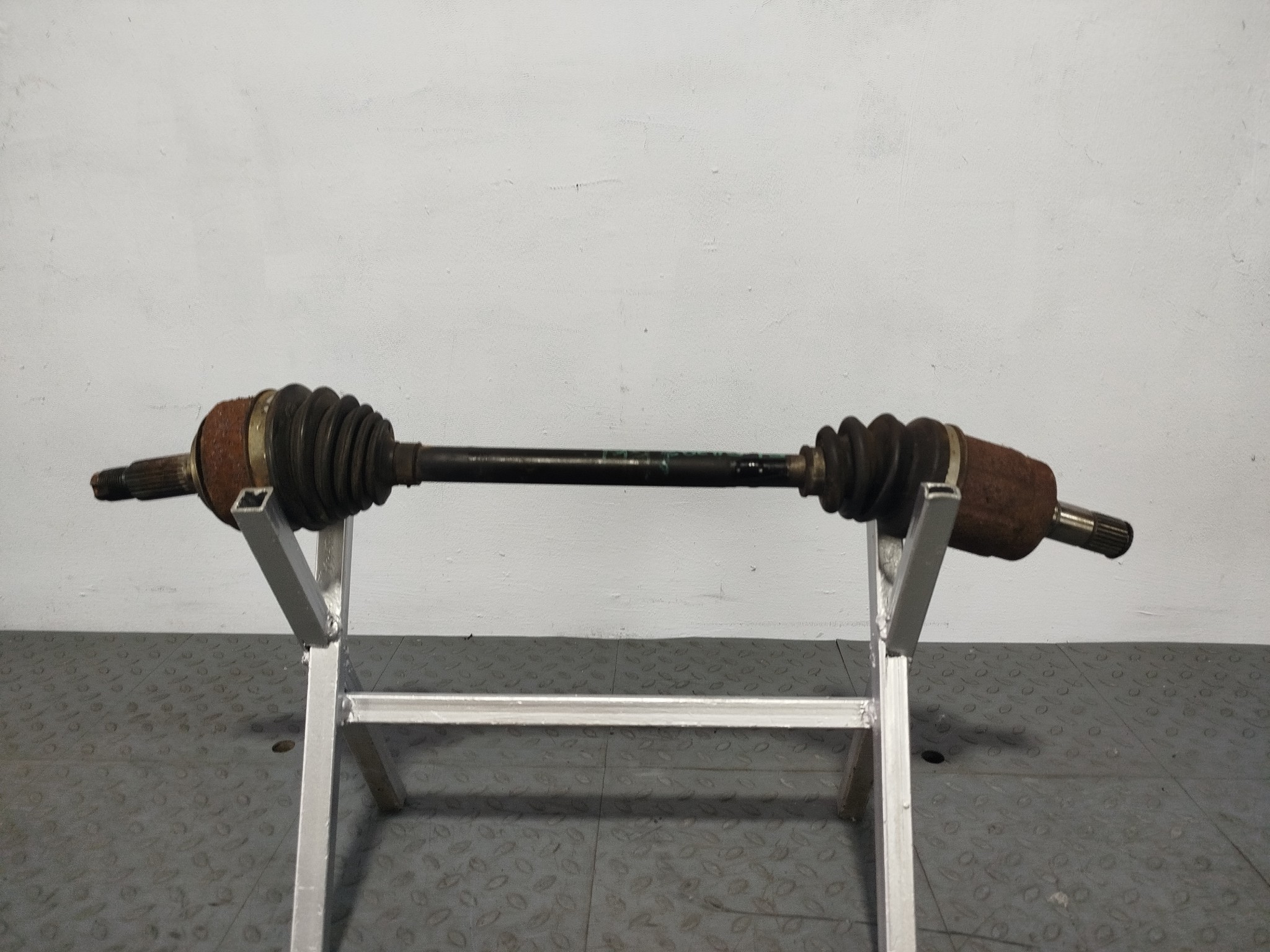 ПРИВОД HONDA ПЕРЕДНИЙ ЛЕВЫЙ 44306SCC000  S4383