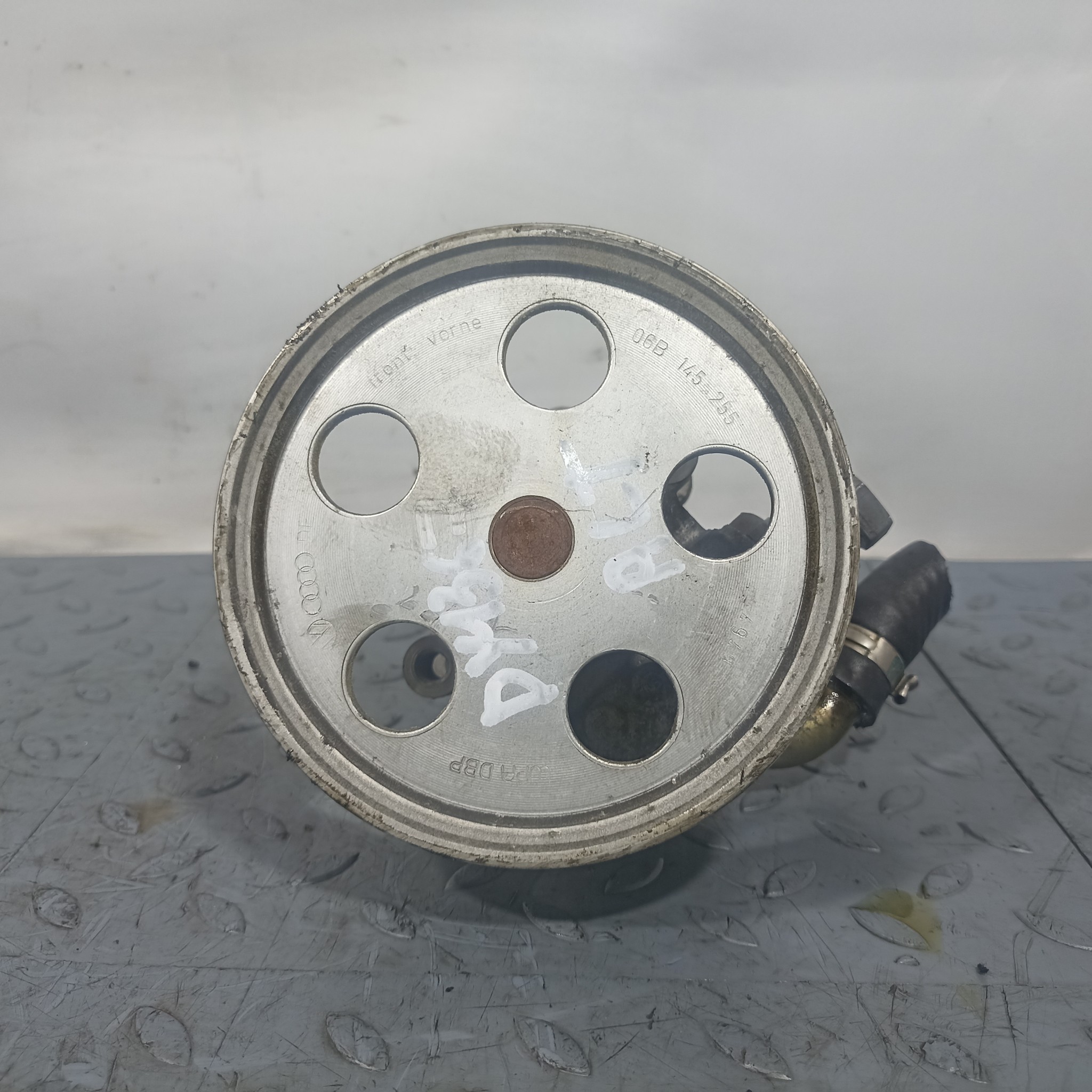ГУР AUDI 8E0145153ES DY1367Z
