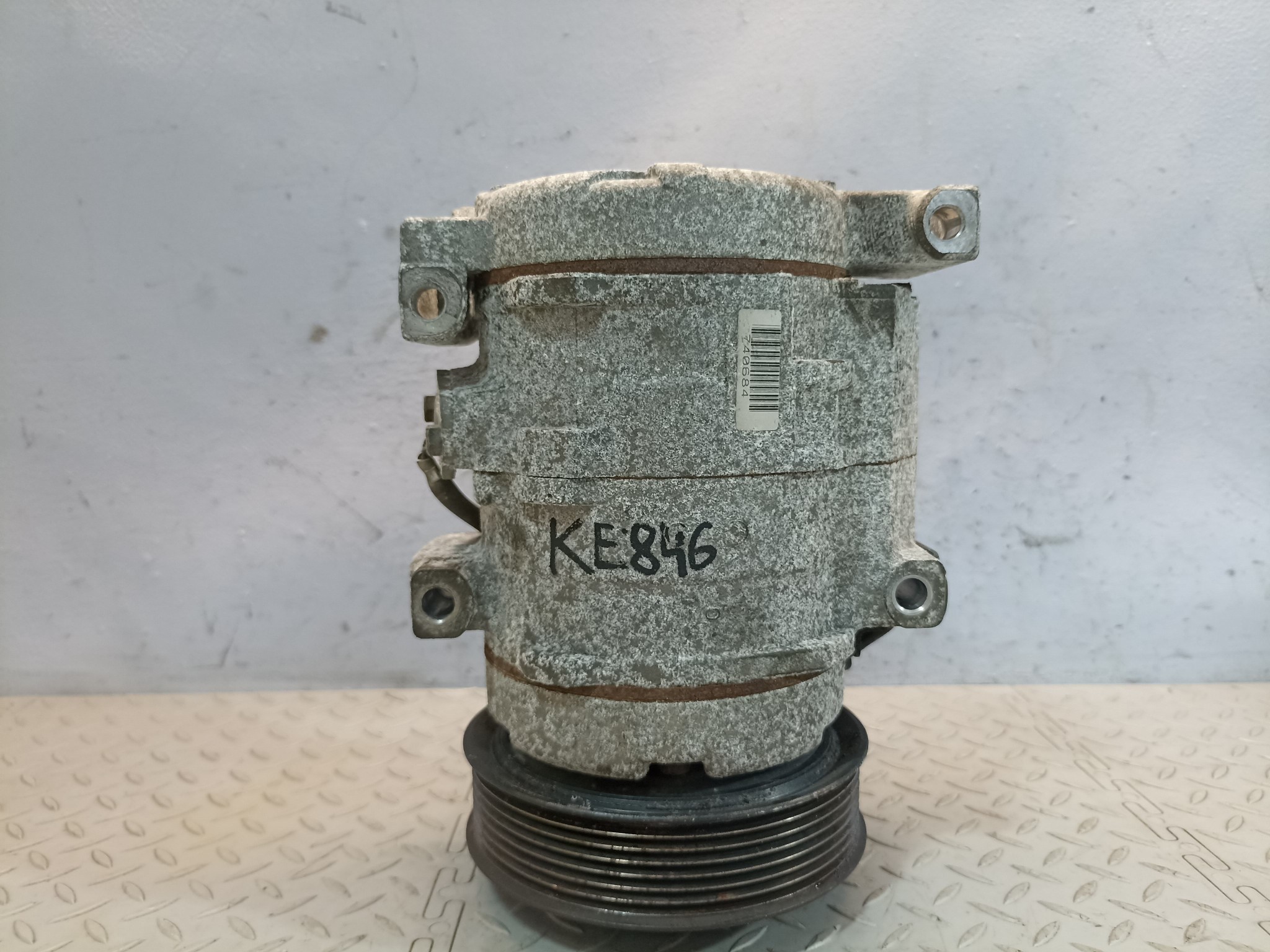 КОМПРЕССОР КОНДИЦИОНЕРА TOYOTA 8832028350 KE846Z