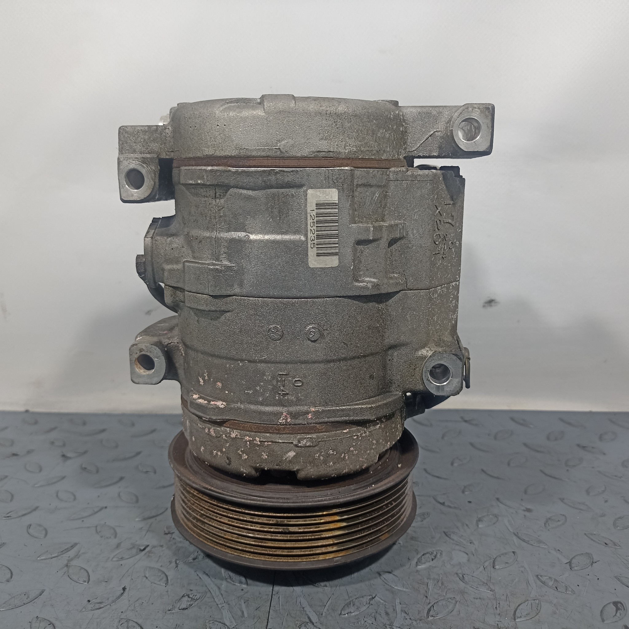 КОМПРЕССОР КОНДИЦИОНЕРА TOYOTA 8832028350 U1383Z