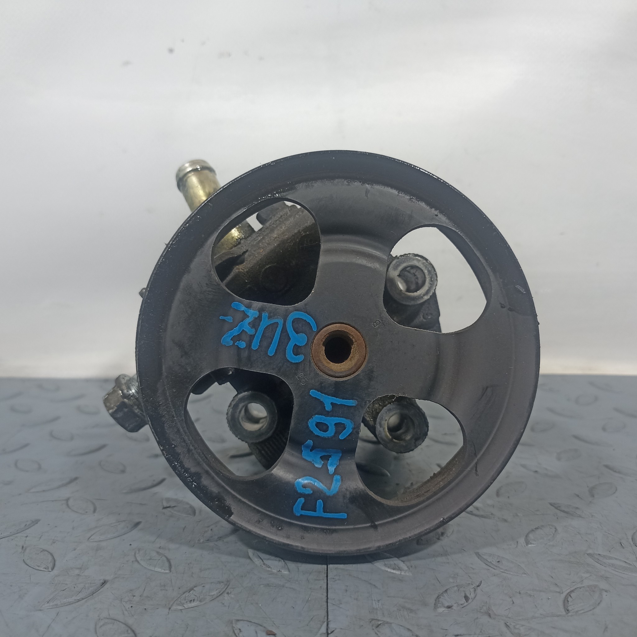 ГУР TOYOTA LEXUS 4431050070 F2591Z
