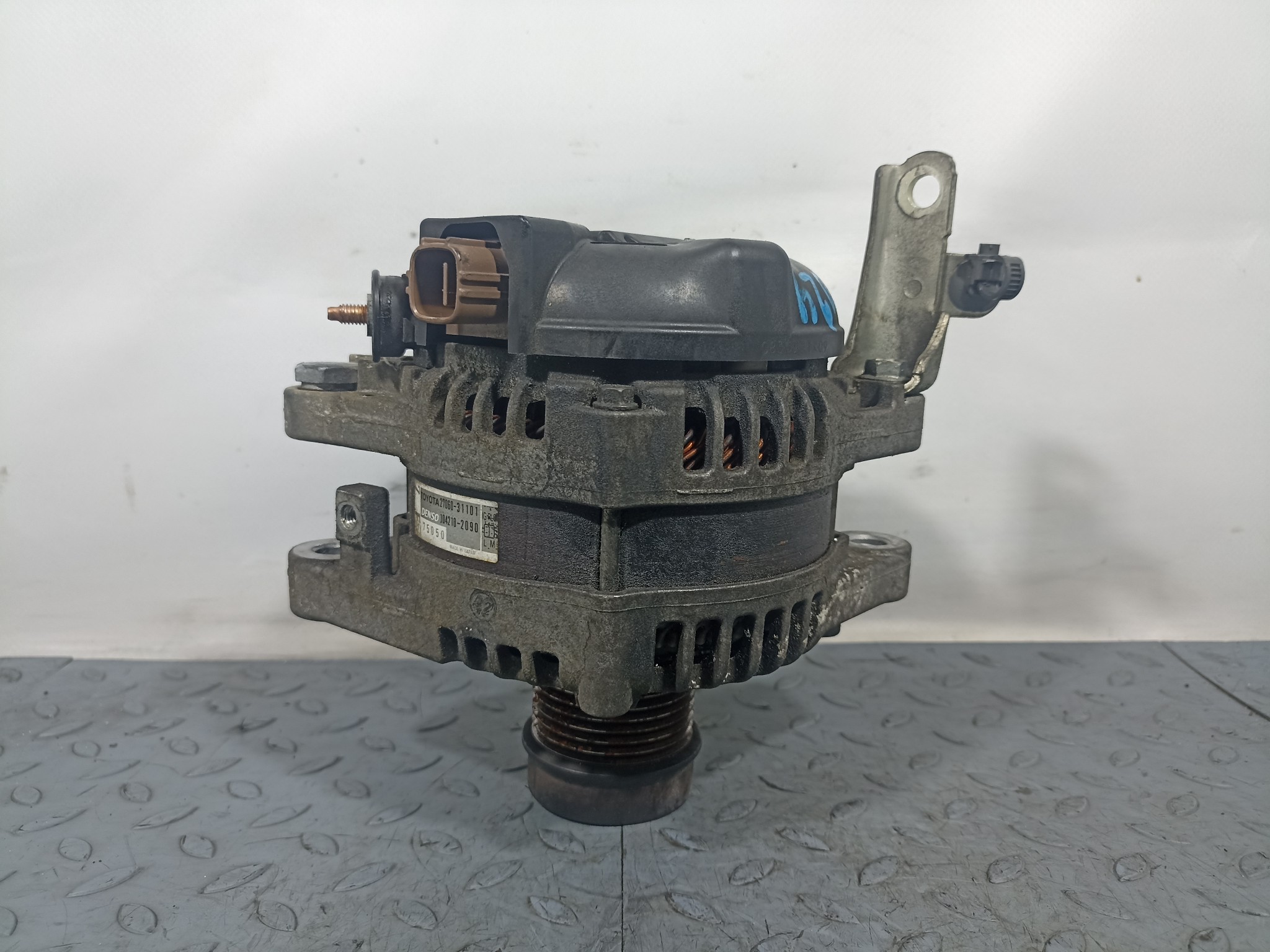 ГЕНЕРАТОР TOYOTA LEXUS 2706031050 YA024Z