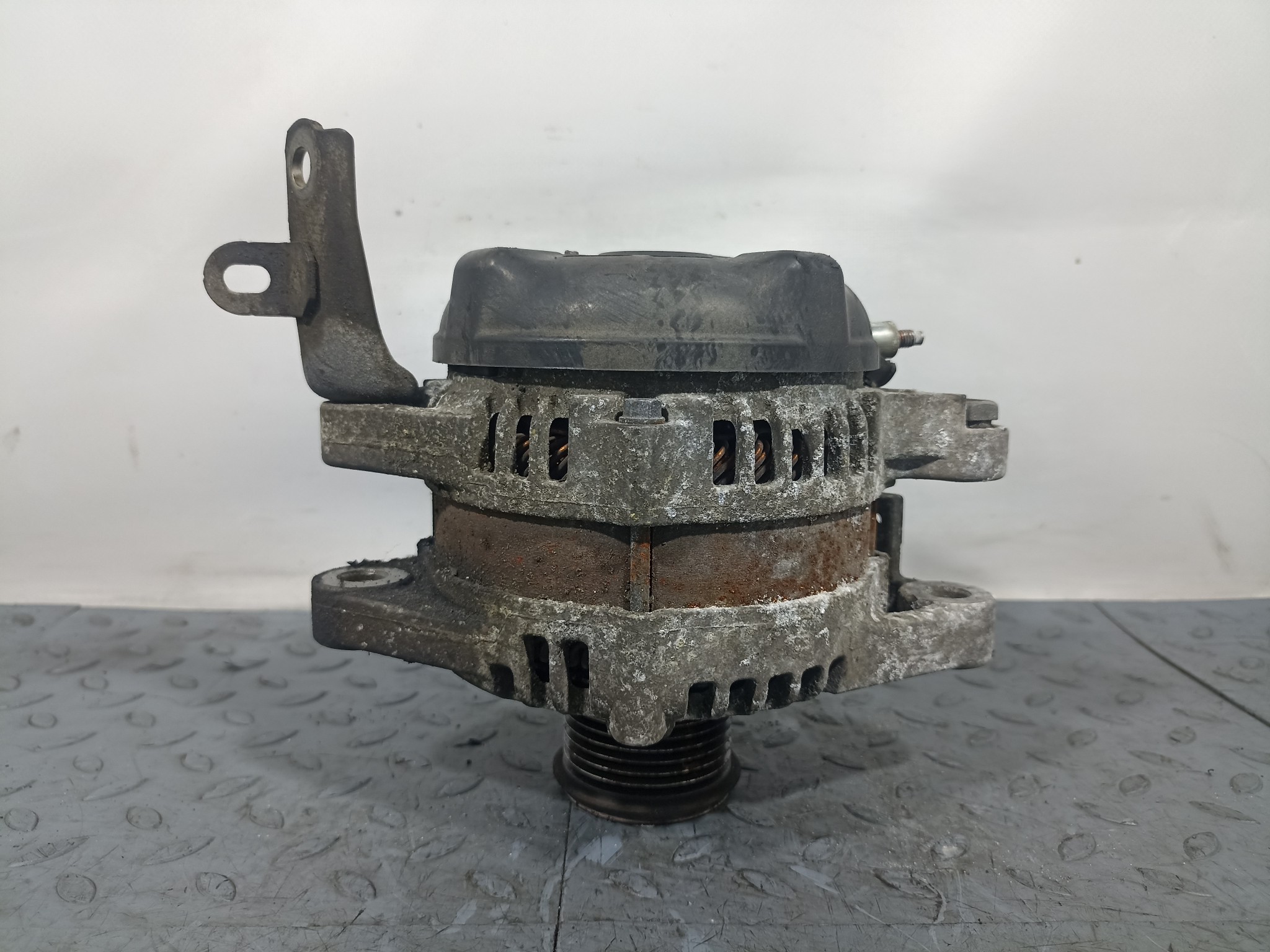 ГЕНЕРАТОР TOYOTA LEXUS 2706031050 YA021Z