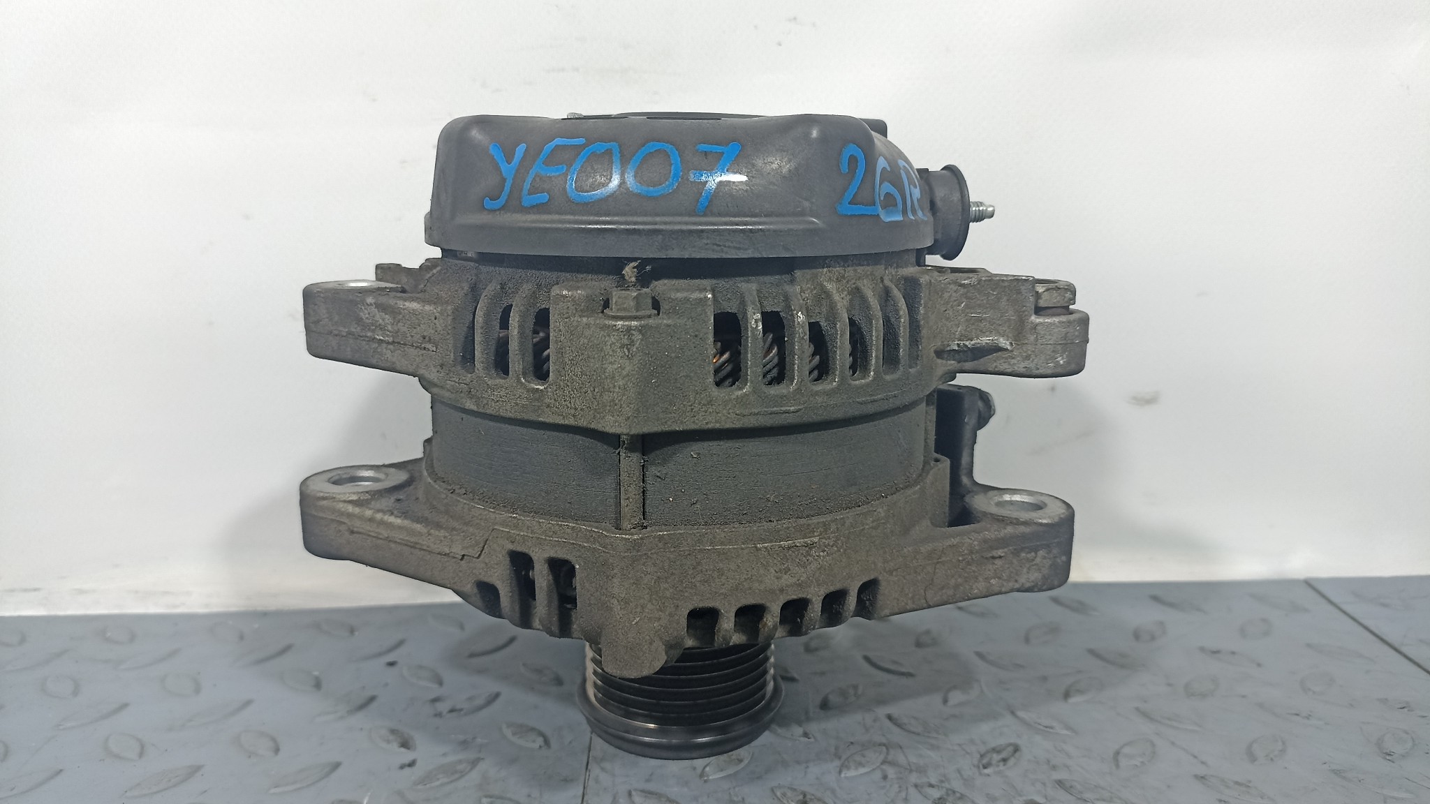 ГЕНЕРАТОР TOYOTA LEXUS 2706031050 YA007