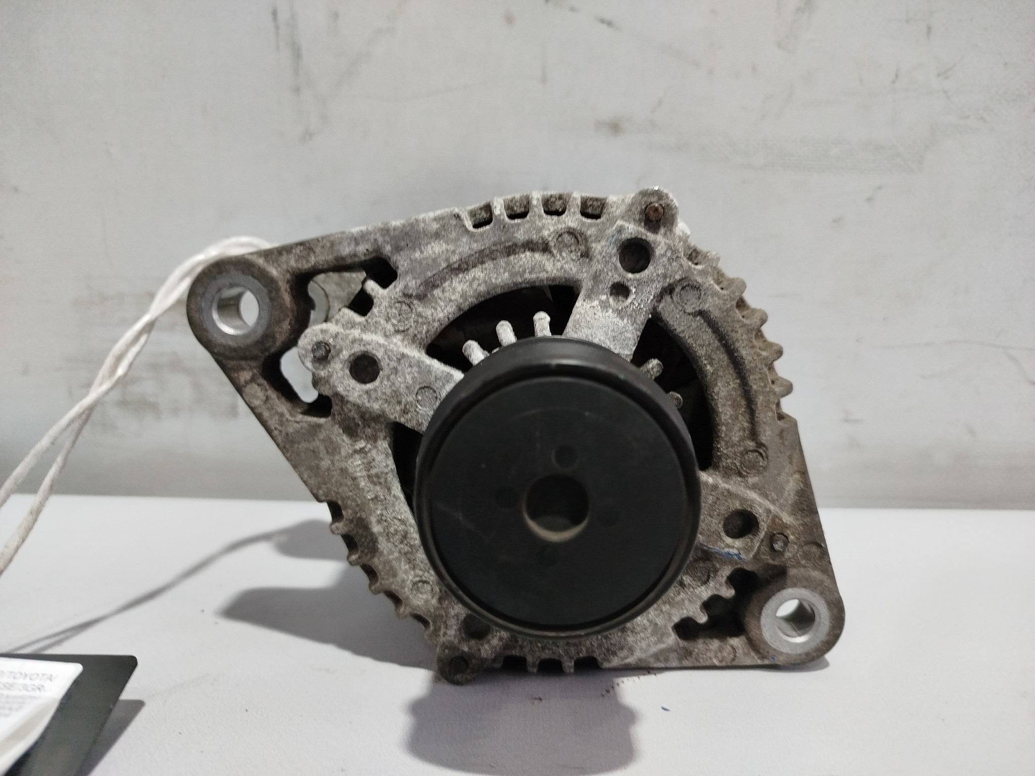 ГЕНЕРАТОР TOYOTA LEXUS 2706031050 D561