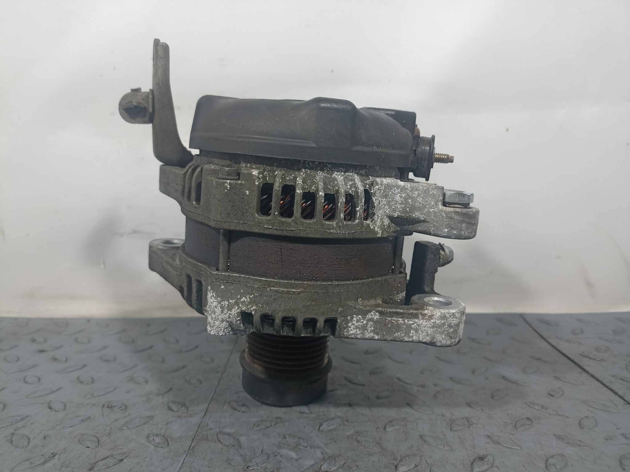 ГЕНЕРАТОР TOYOTA LEXUS 2706031050 YA019Z