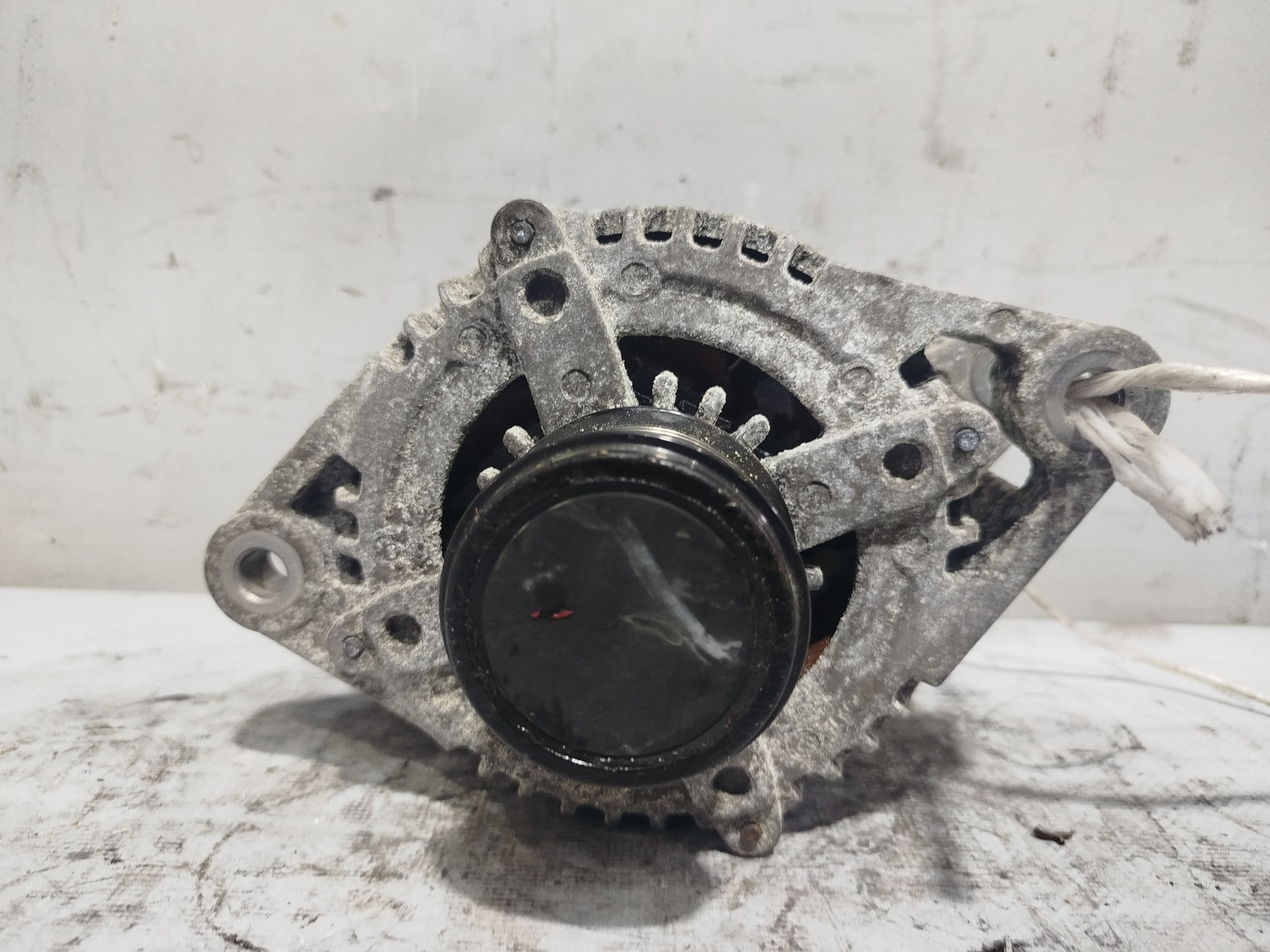 ГЕНЕРАТОР TOYOTA LEXUS 2706031050 D493
