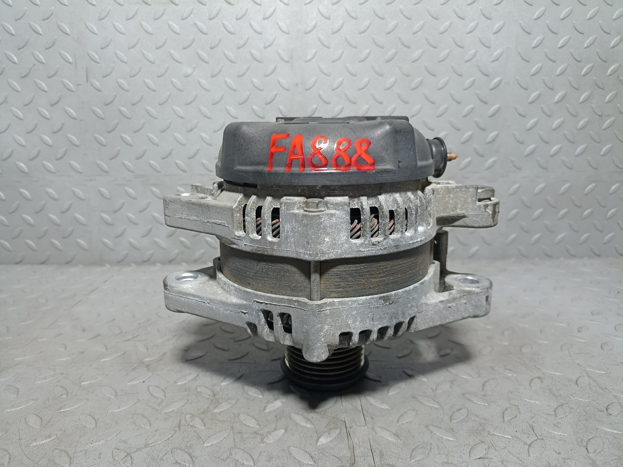 ГЕНЕРАТОР TOYOTA LEXUS 2706031050 FA888
