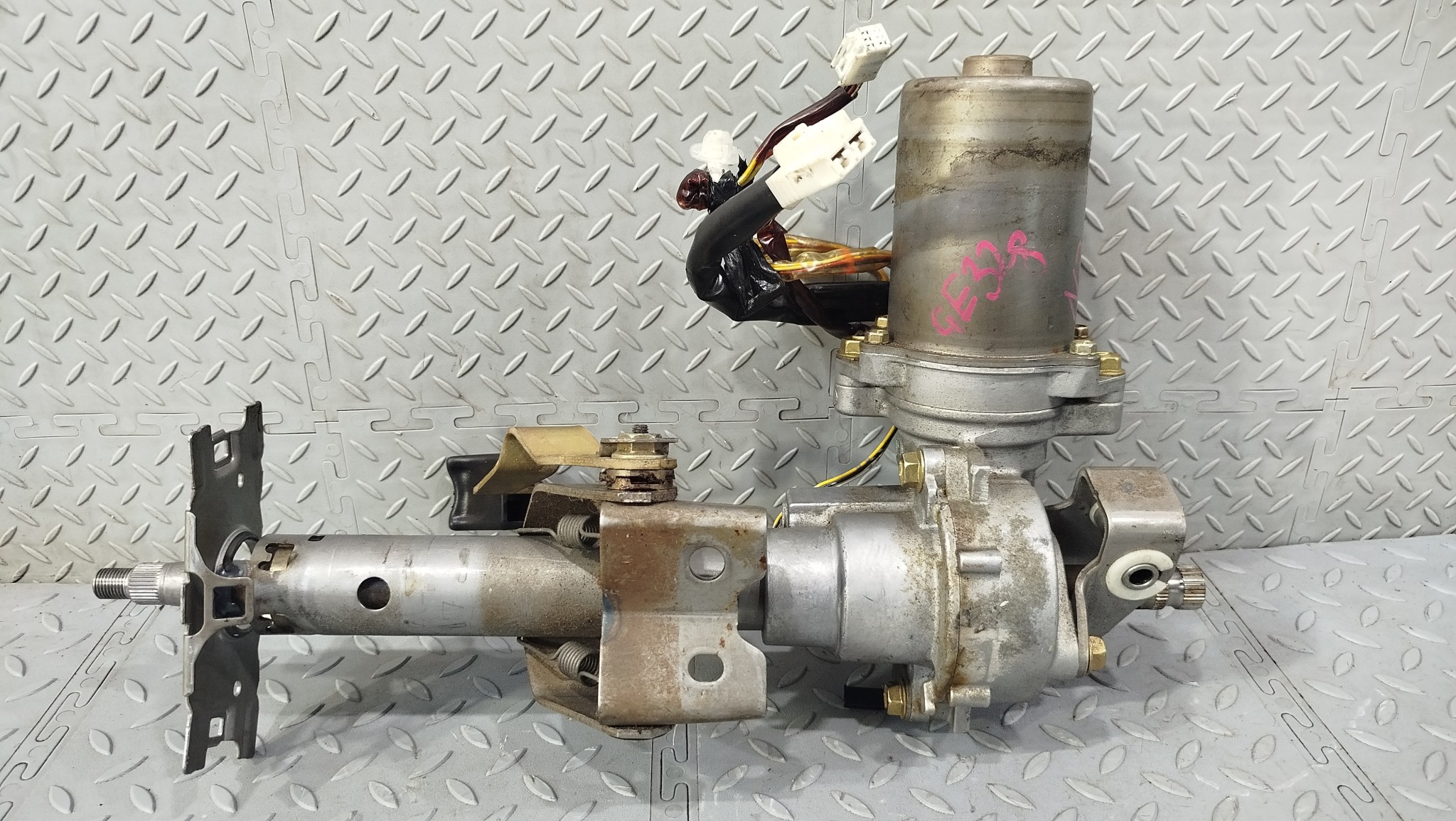 КОЛОНКА РУЛЕВАЯ TOYOTA 452501E192 GE328