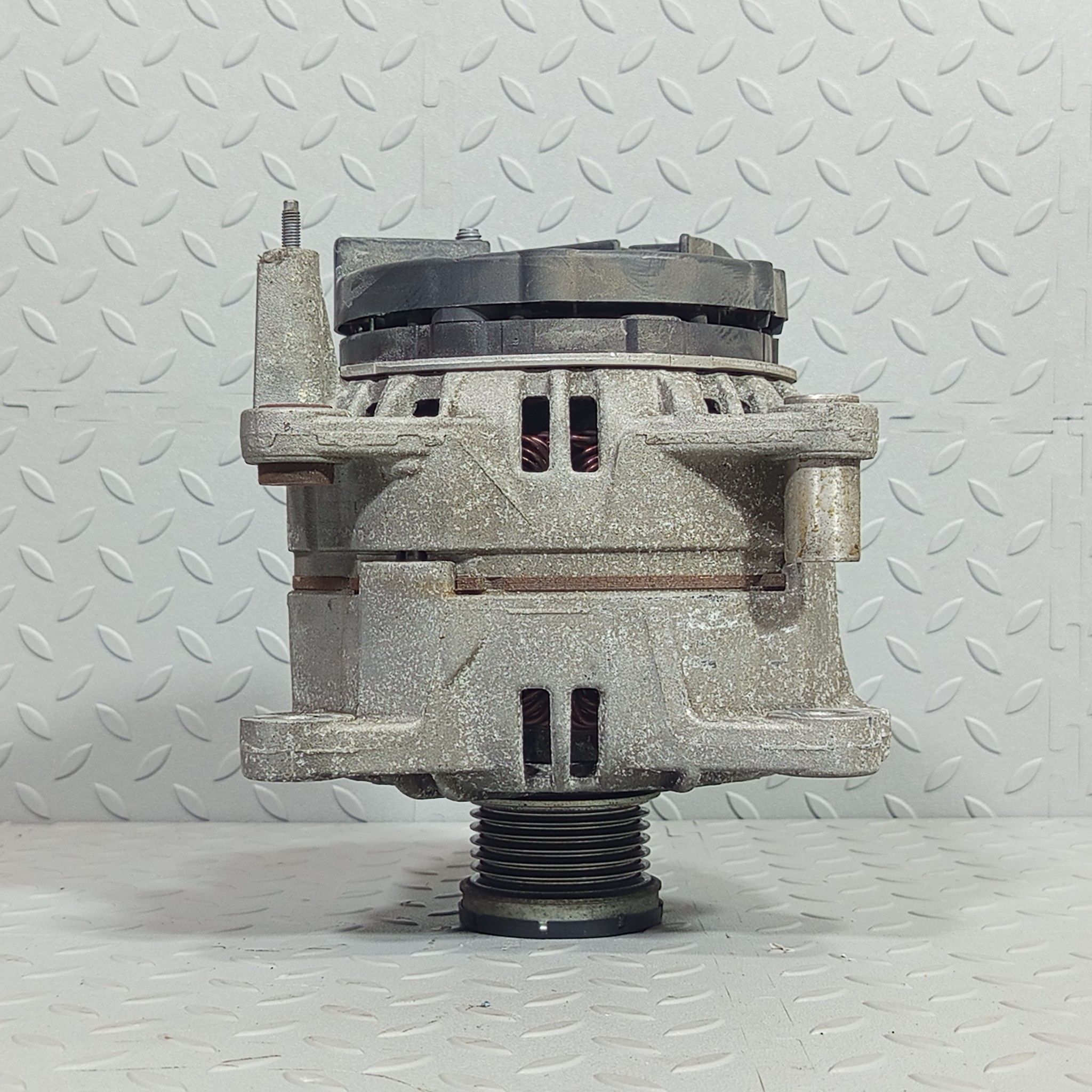 ГЕНЕРАТОР AUDI VOLKSWAGEN SEAT SKODA 03C903023A GA795Z